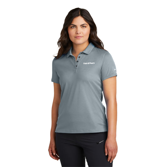 Nike Women's Victory Solid Polo